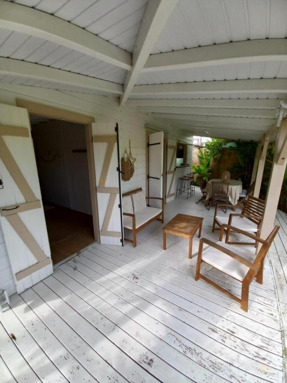 Bungalow Vanille Sainte-Anne  Extérieur photo